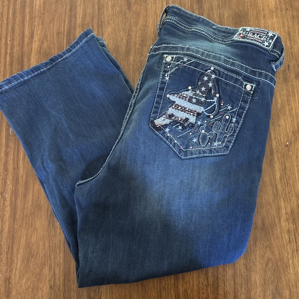 Grace in LA Embellished Pockets Western Cowgirl Blue Denim Capri - Size 18